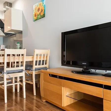 Apartment Wola Sokolowska Standard Warsaw